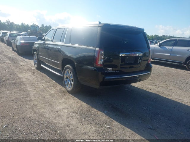 GMC Yukon Denali