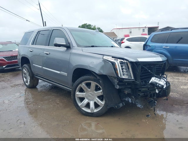 Salvage Cadillac Escalade Image