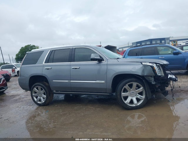 Cadillac Escalade Premium Luxury