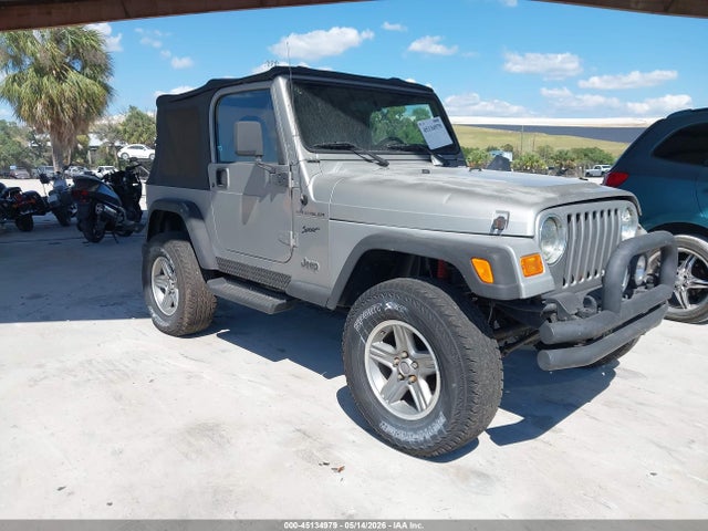 Salvage Jeep Wrangler Image