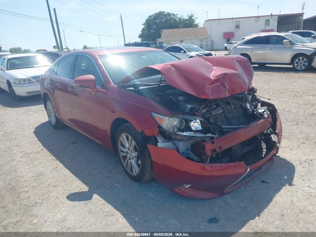 Salvage Lexus Es Image