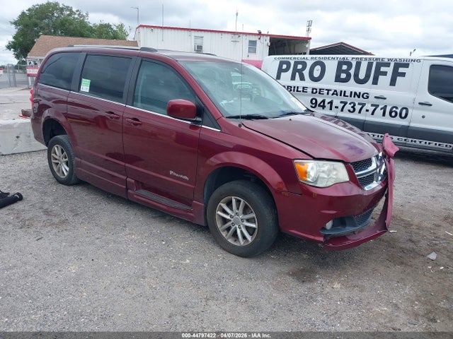 Salvage Dodge Grand Caravan Image