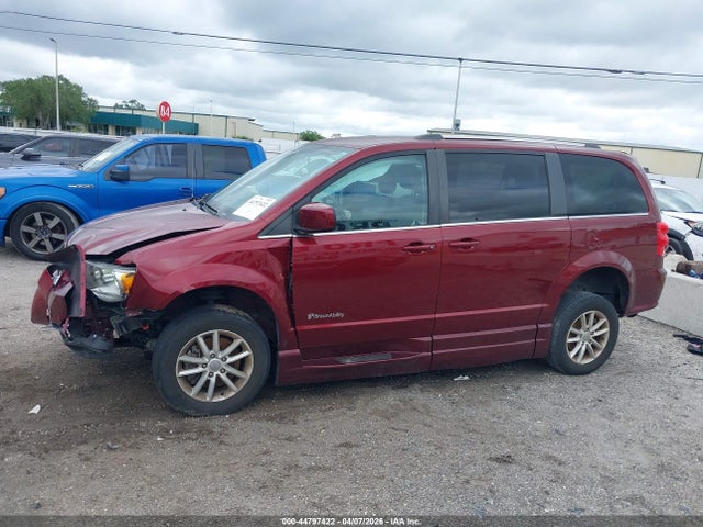 Dodge Grand Caravan Sxt