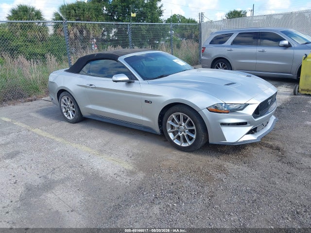 Salvage Ford Mustang Image