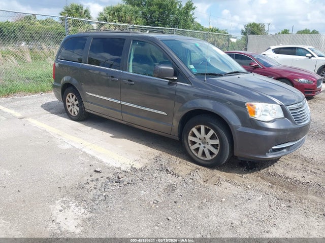Salvage Chrysler Town & Country Image
