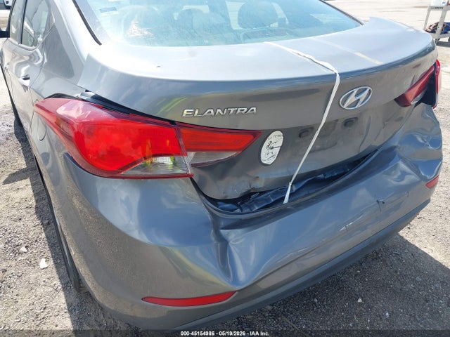Hyundai ELANTRA Se