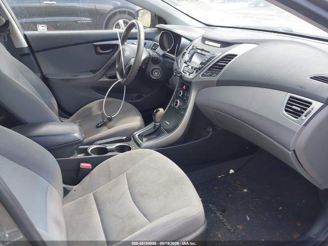 Hyundai ELANTRA Se