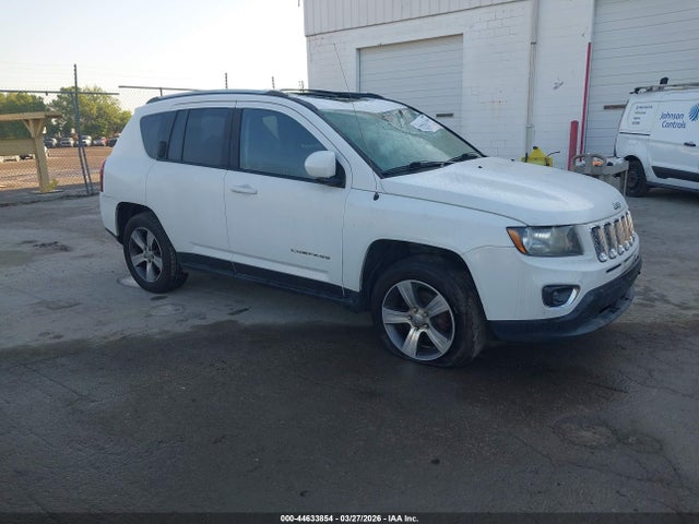 Salvage Jeep Compass Image