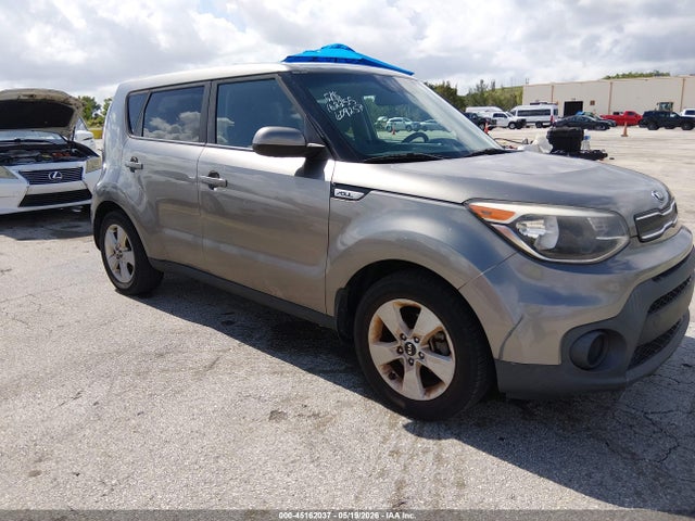 Salvage Kia Soul Image