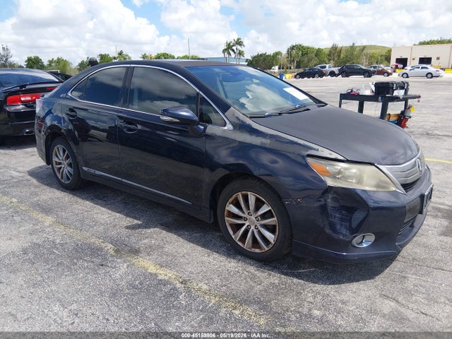 Salvage Lexus HS 250h Image
