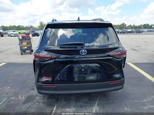 Toyota Sienna Xle