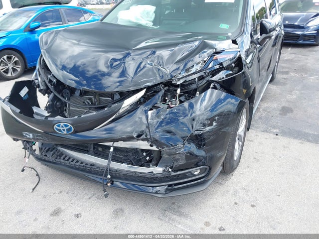 Toyota Sienna Xle