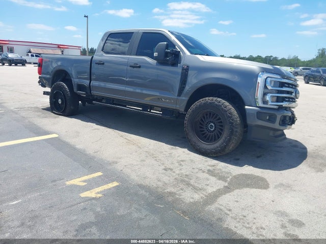 Salvage Ford F-250 Image