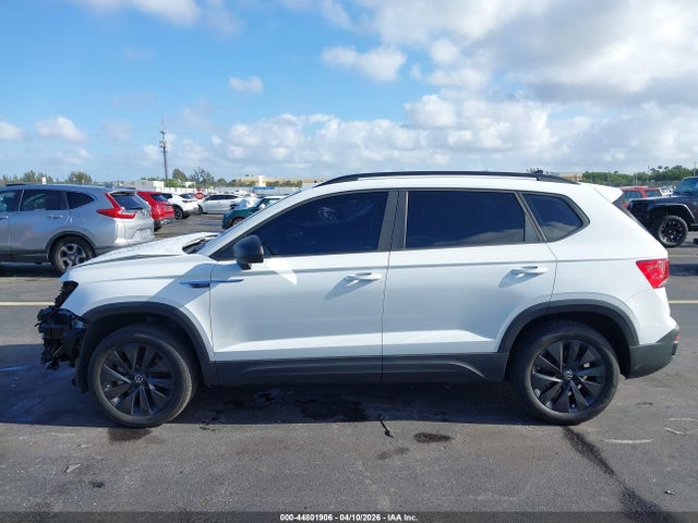 Volkswagen Taos 1.5t S
