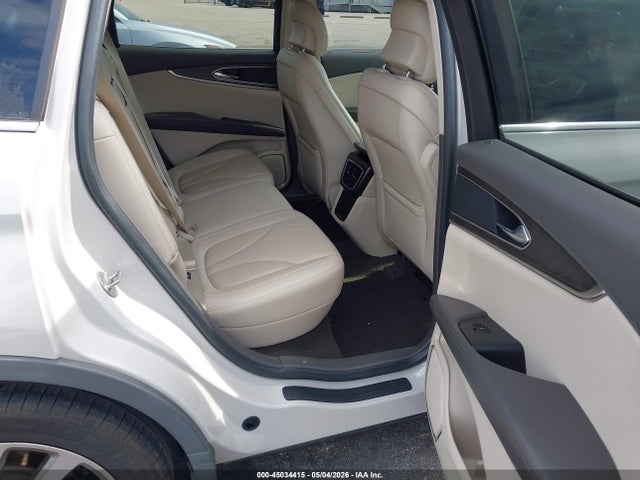 Lincoln Nautilus Select