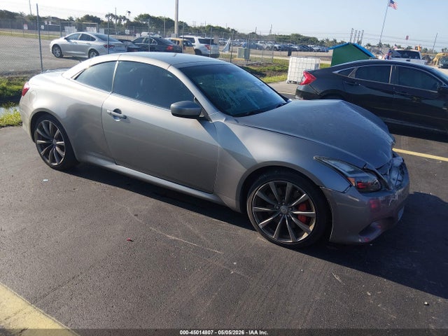 Salvage INFINITI G37 Image