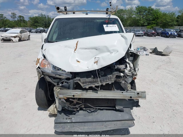 Nissan Nv Sv
