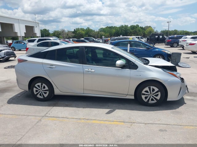 Toyota Prius Four