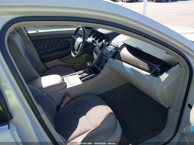 Ford Taurus Sel
