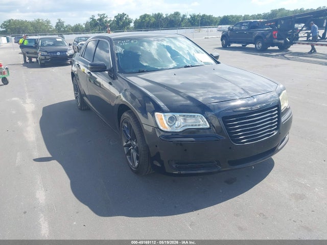 Salvage Chrysler 300 Image