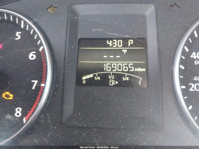 Volkswagen Jetta 1.8t Se