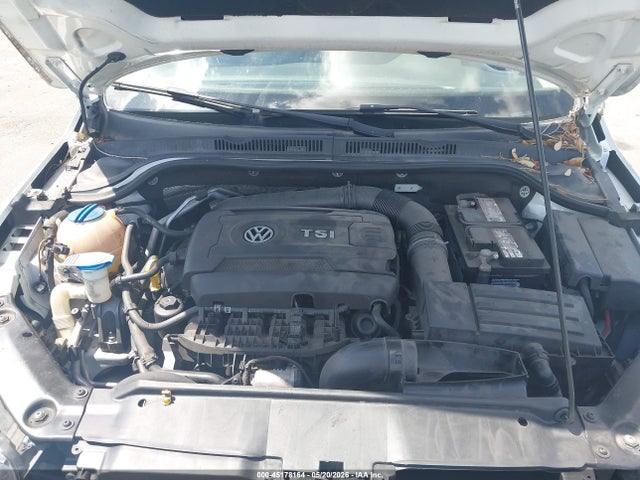 Volkswagen Jetta 1.8t Se