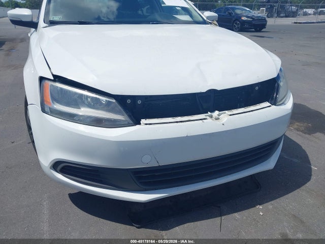 Volkswagen Jetta 1.8t Se