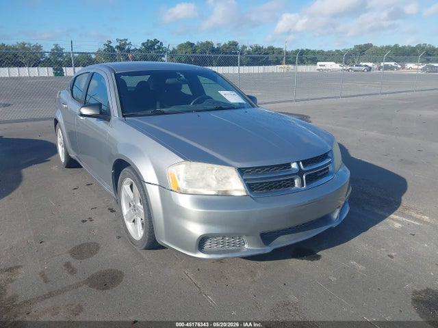 Salvage Dodge Avenger Image