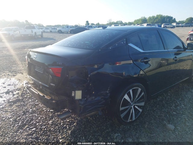 Nissan Altima Sr Intelligent Awd