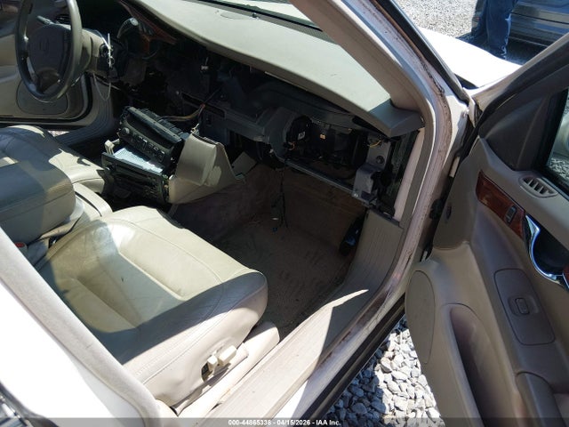 Cadillac DeVille Standard