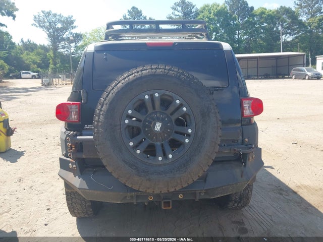 Toyota FJ Cruiser