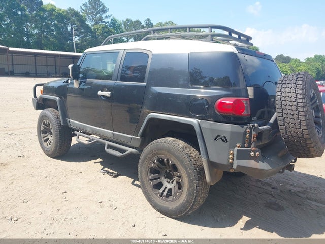 Toyota FJ Cruiser