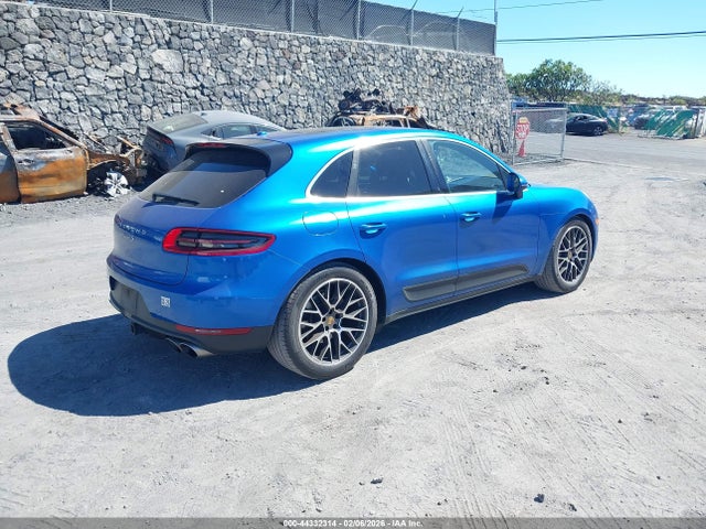 Porsche Macan S