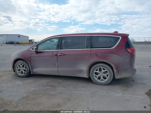 Chrysler Pacifica Touring Plus