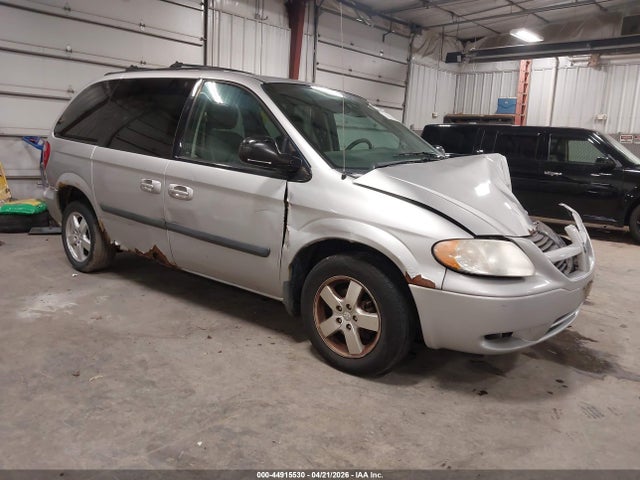 Salvage Dodge Caravan Image
