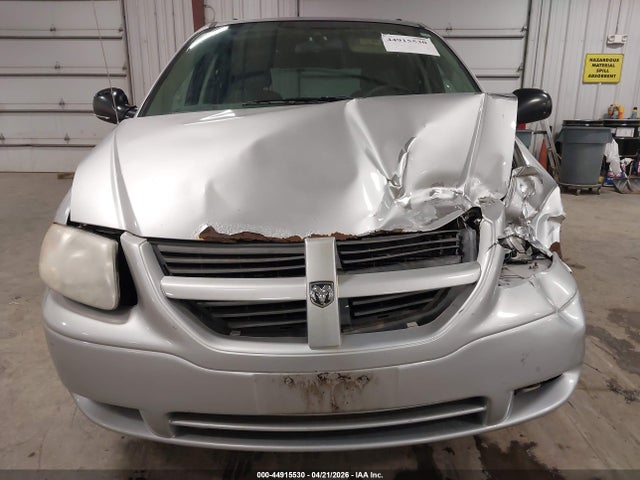 Dodge Caravan Sxt
