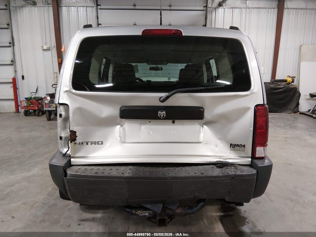 Dodge Nitro Sxt