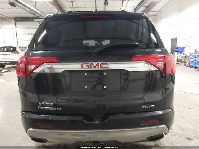 GMC Acadia Denali