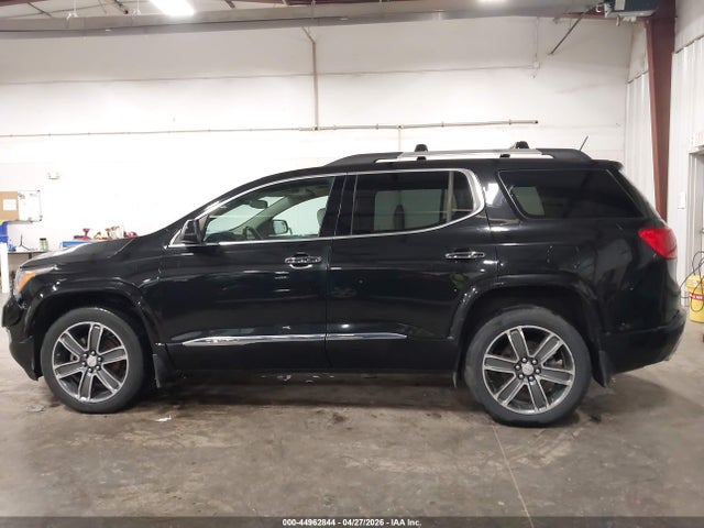 GMC Acadia Denali