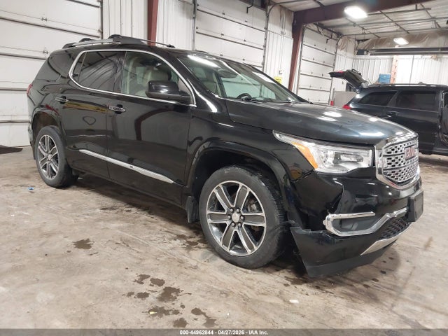 Salvage GMC Acadia Image