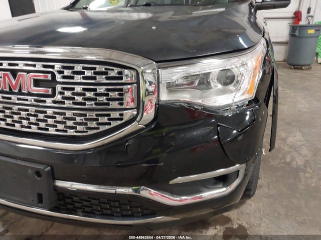 GMC Acadia Denali