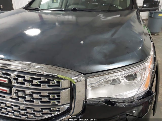 GMC Acadia Denali