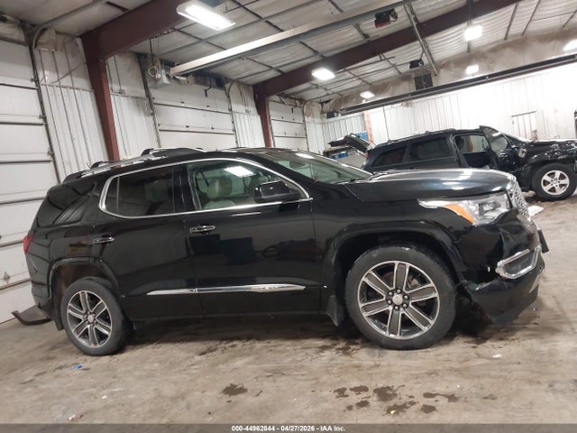GMC Acadia Denali
