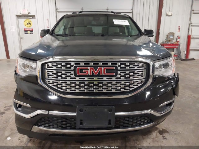 GMC Acadia Denali