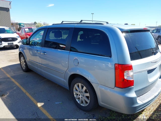 Chrysler Town & Country Touring
