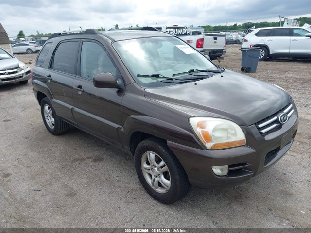 Salvage Kia Sportage Image