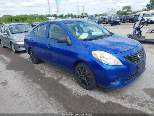 Salvage Nissan Versa Image