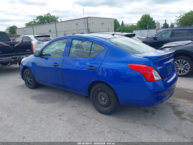 Nissan Versa 1.6 S+