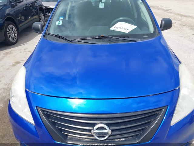 Nissan Versa 1.6 S+