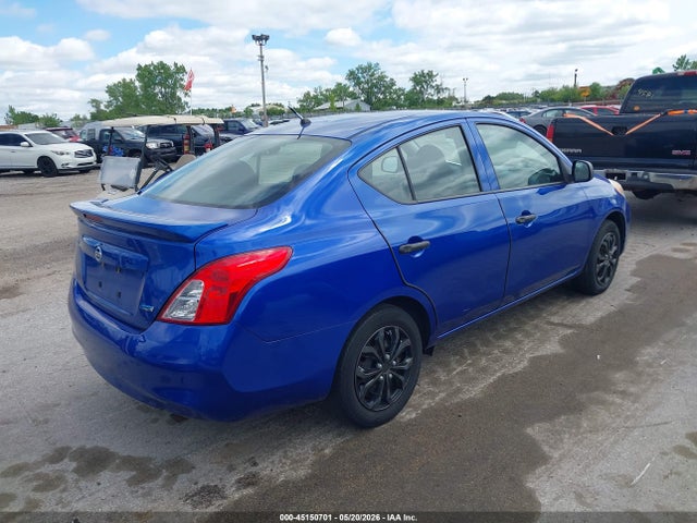 Nissan Versa 1.6 S+